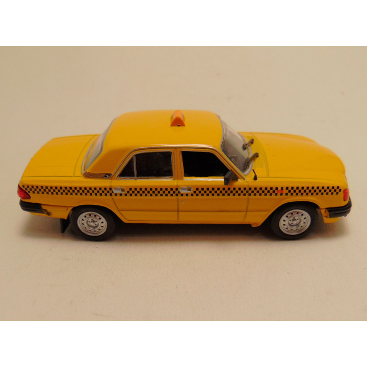 GAZ 3110 Volga Taxi USSR 1:43 Deagostini geel