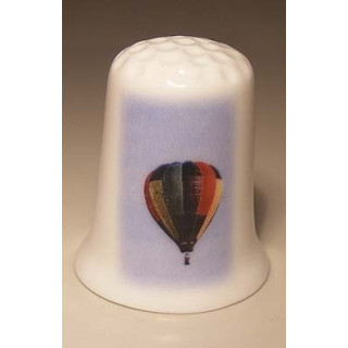 Luchtballon foto op een porselein vingerhoedje