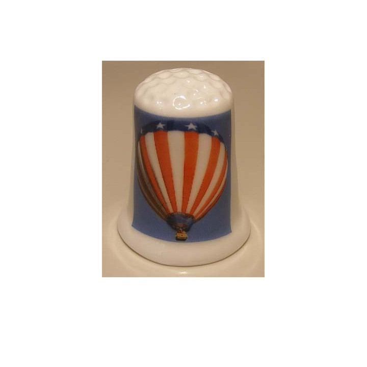 Luchtballon op een porselein vingerhoedje nr02