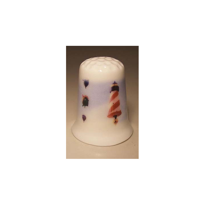 Luchtballonnen op een porselein vingerhoedje