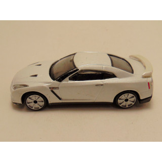 Nissan GT R 2009 1:43 Bburago wit