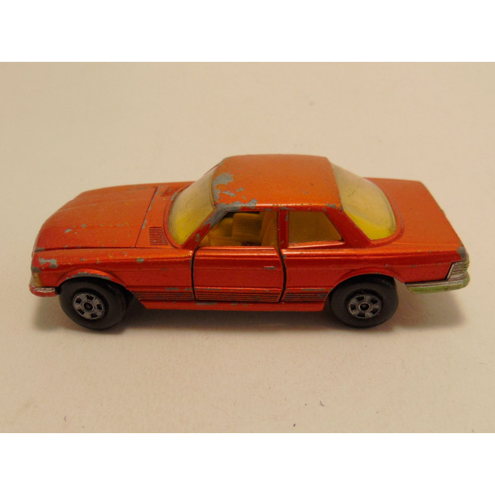 Mercedes 350 SLC 1:40 Matchbox Speed Kings K48 Goudbruin