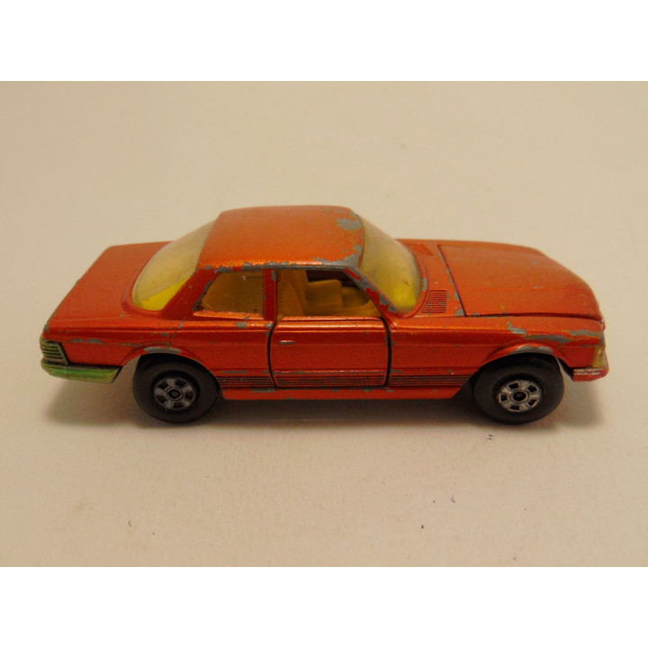 Mercedes 350 SLC 1:40 Matchbox Speed Kings K48 Goudbruin