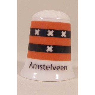 Amstelveen Nederlandse gemeentevlag op een porselein vingerhoedje