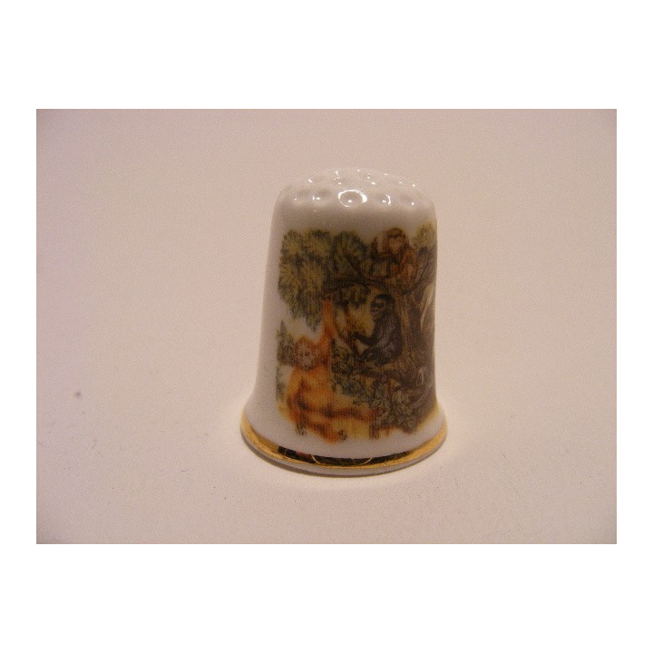 Apen in boom vingerhoedje met goud randje