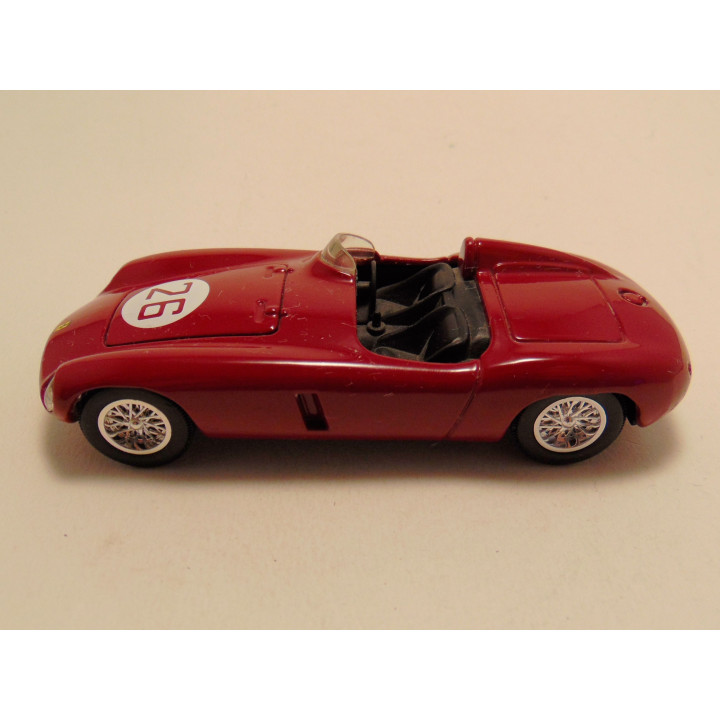Ferrari 750 Monza 1955 1:36 roodbruin