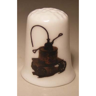 Brandweer verplaatsbaar pomp op een porselein vingerhoedje