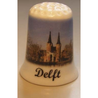 Delft op een porselein vingerhoedje