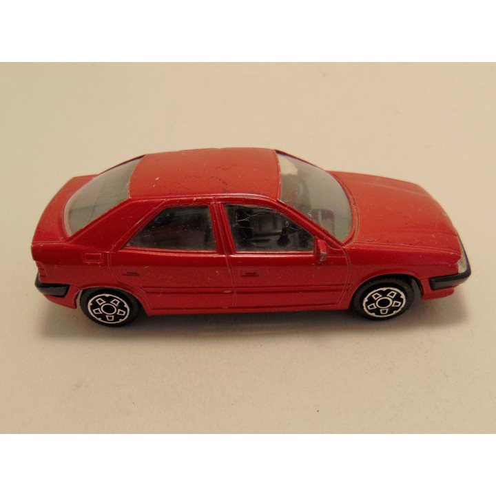 Citroen Xantia 1:43 Bburago roodroze