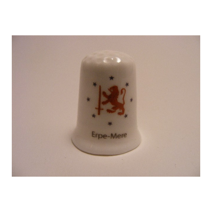 Erpe-Mere vlag Belgie op een porselein vingerhoedje