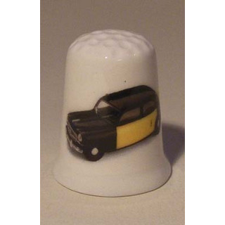 Fiat 14B taxi op een porselein vingerhoedje