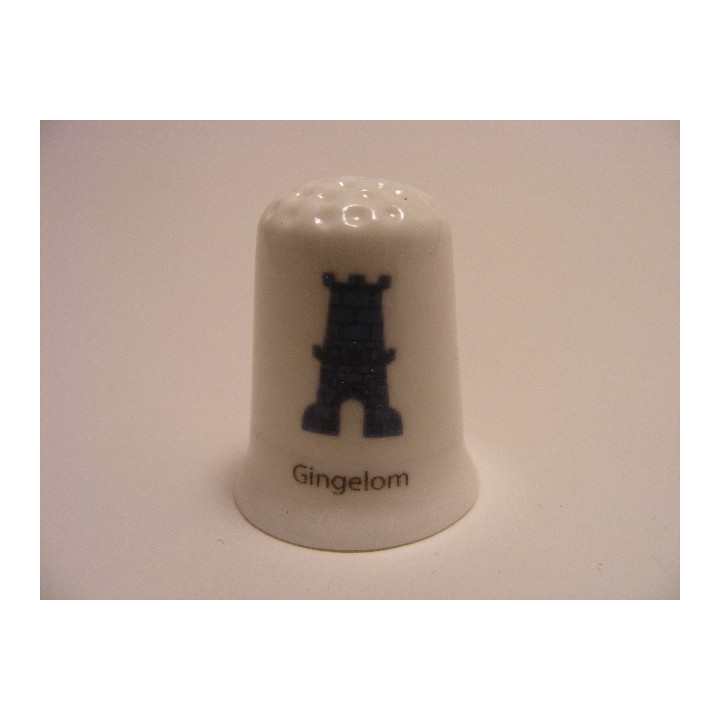 Gigelom vlag Belgie op een porselein vingerhoedje