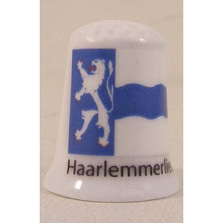 Haarlemmerliede Nederlandse gemeentevlag op een porselein vingerhoedje Haarlemmerliede Nederlandse gemeentevlag op een porselein vingerhoedje