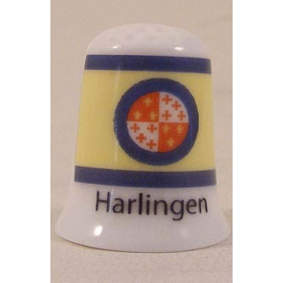 Harlingen Nederlandse gemeentevlag op een porselein vingerhoedje