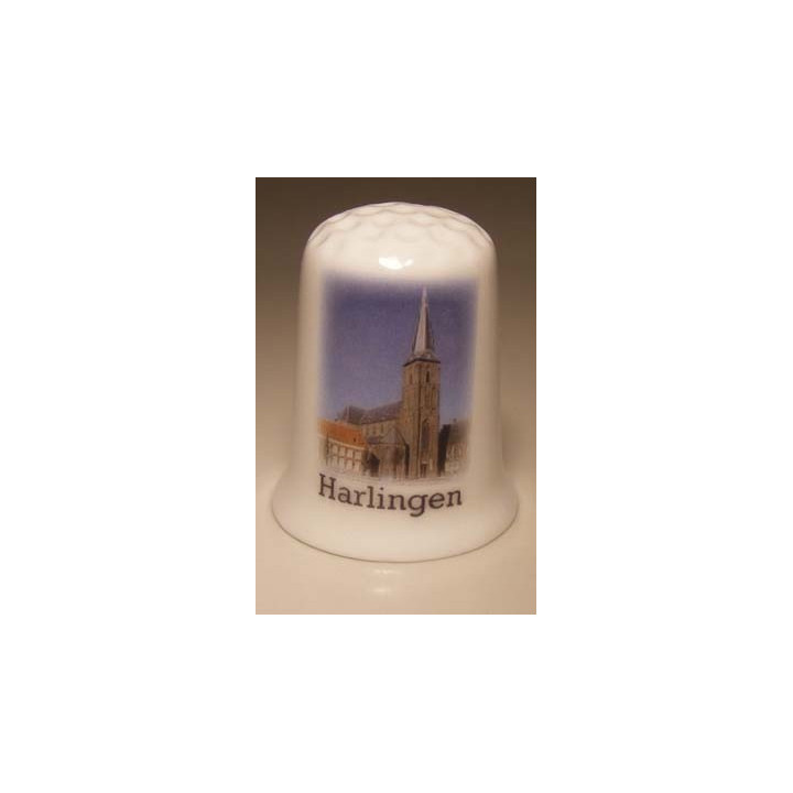 Harlingen op een porselein vingerhoedje