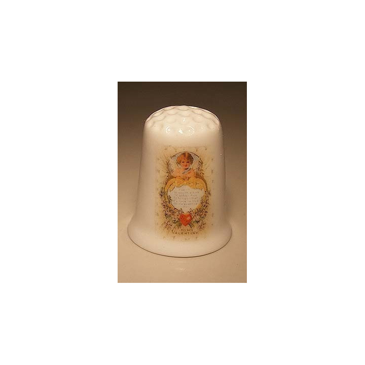 Hart en engel Valentijn op een porselein vingerhoedje