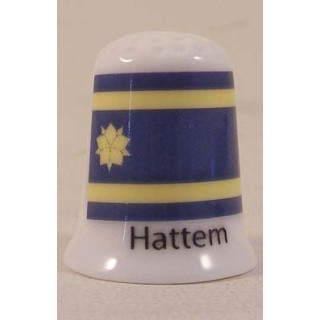 Hattem Nederlandse gemeentevlag op een porselein vingerhoedje Hattem Nederlandse gemeentevlag op een porselein vingerhoedje