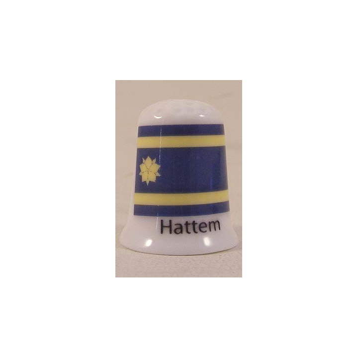 Hattem Nederlandse gemeentevlag op een porselein vingerhoedje Hattem Nederlandse gemeentevlag op een porselein vingerhoedje