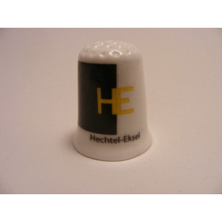 Hechtel-Eksel vlag Belgie op een porselein vingerhoedje