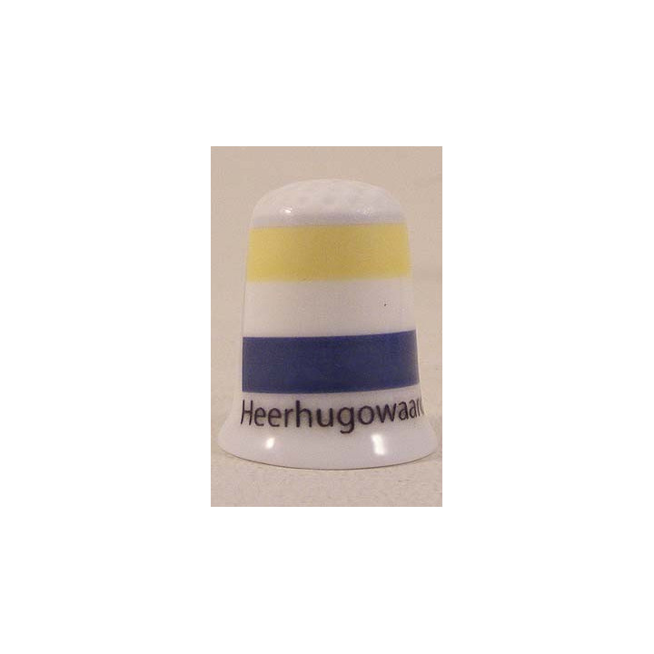 Heerhugowaard Nederlandse gemeentevlag op een porselein vingerhoedje
