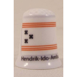 Hendrik ido Ambacht Nederlandse gemeentevlag op een porselein vingerhoedje