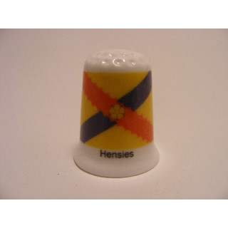 Hensies vlag Belgie op een porselein vingerhoedje