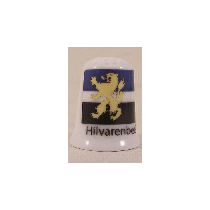 Hilvarenbeek Nederlandse gemeentevlag op een porselein vingerhoedje