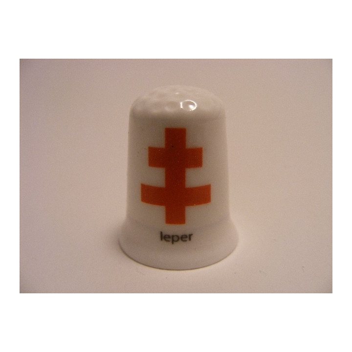 Ieper vlag Belgie op een porselein vingerhoedje