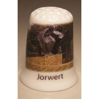 Jorwert op een porselein vingerhoedje Jorwert op een porselein vingerhoedje