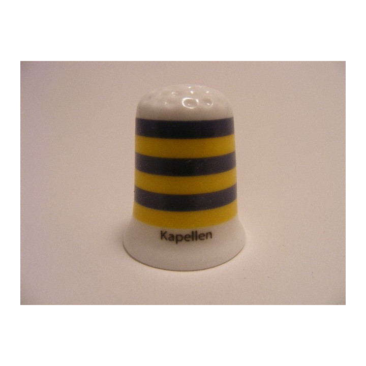 Kapellen vlag Belgie op een porselein vingerhoedje