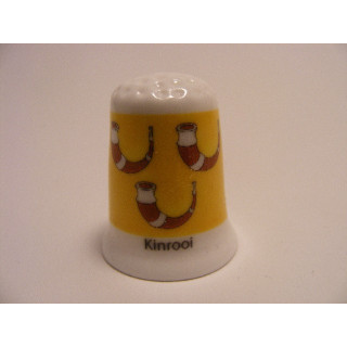 Kinrooi vlag Belgie op een porselein vingerhoedje