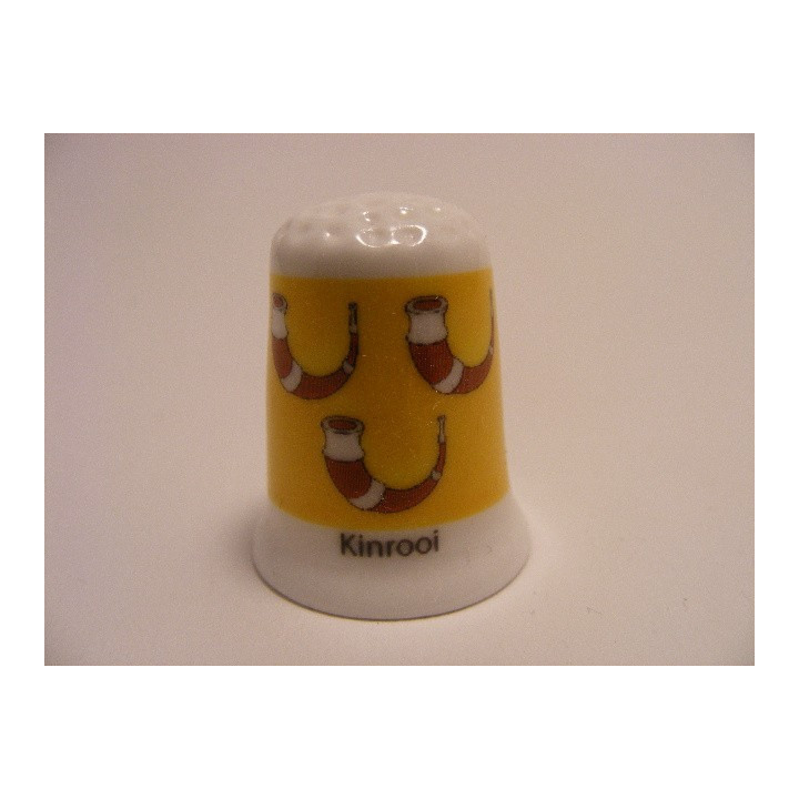 Kinrooi vlag Belgie op een porselein vingerhoedje