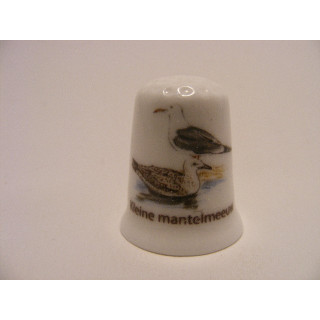 Kleine mantelmeeuw vogel vingerhoedje