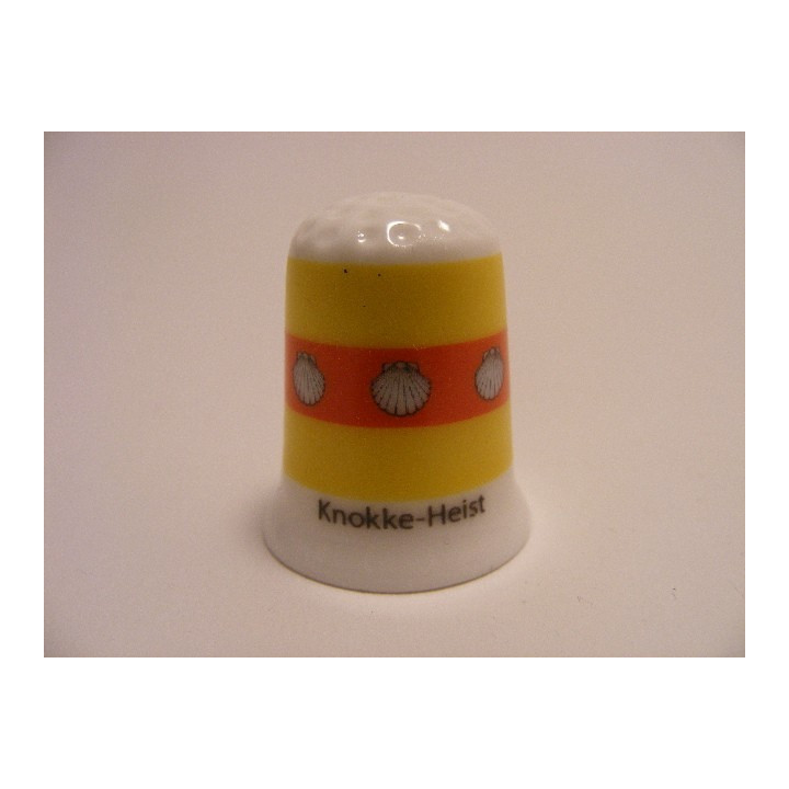 Knokke-Heist vlag Belgie op een porselein vingerhoedje