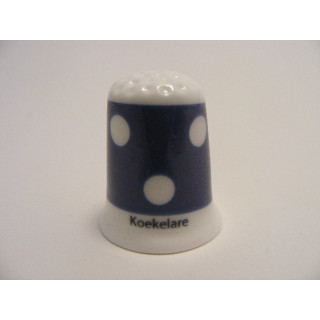 Koekelare vlag Belgie op een porselein vingerhoedje