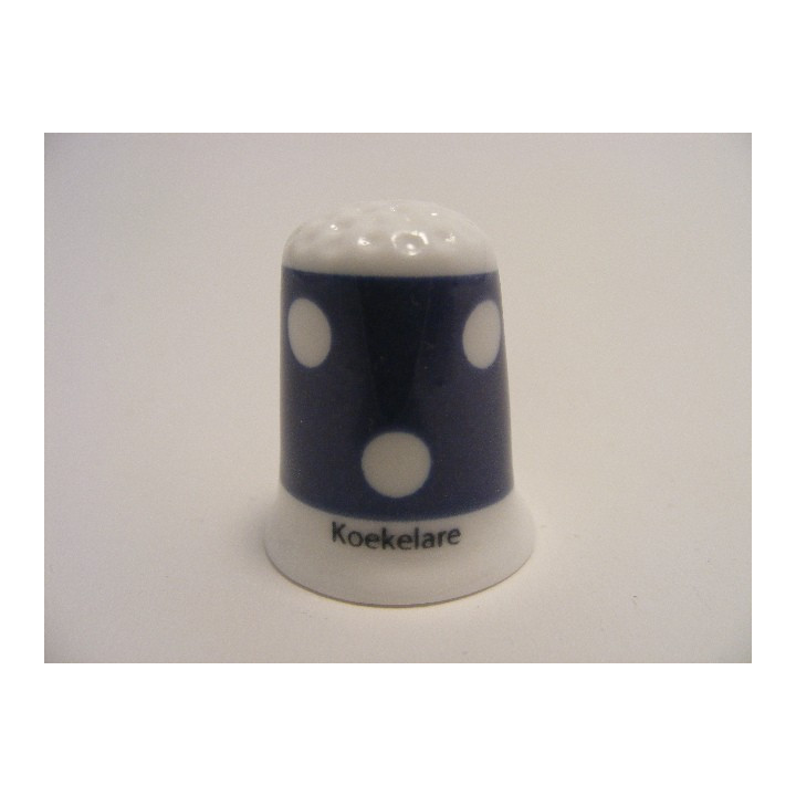 Koekelare vlag Belgie op een porselein vingerhoedje