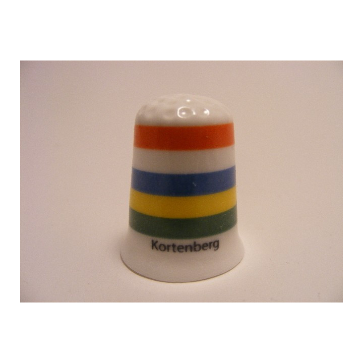 Kortenberg vlag Belgie op een porselein vingerhoedje