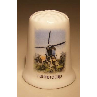 Munnikenmolen in Leiderdorp Zuid-Holland vingerhoedje Munnikenmolen in Leiderdorp Zuid-Holland vingerhoedje