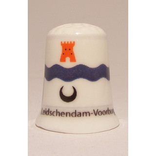 Leidschendam-Voorburg Nederlandse gemeentevlag op een porselein vingerhoedje