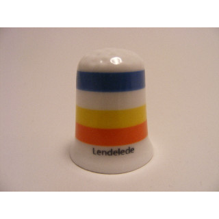 Lendelede vlag Belgie op een porselein vingerhoedje