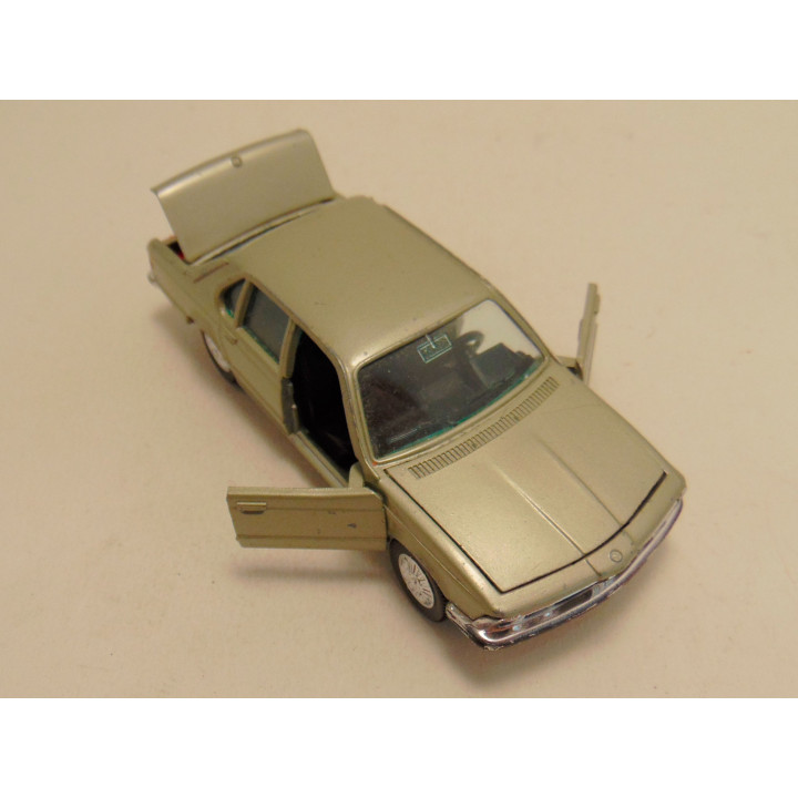Bmw 733i 1979 1:45 Gama grijsgroen