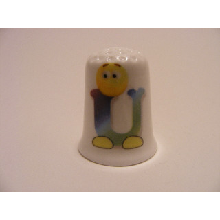 Letter U emoticon op een porselein vingerhoedje