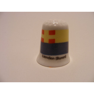 Lienden (Buren) op een porselein vingerhoedje Lienden (Buren) op een porselein vingerhoedje