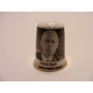 Louis Beel Kabinet Schermerhorn 1945-1946 op een porselein vingerhoedje Louis Beel Kabinet Schermerhorn 1945-1946 op een porselein vingerhoedje