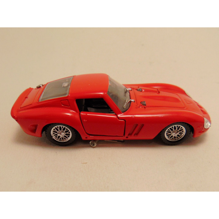 Ferrari 250 GTO 1965 1:43 Solido rood