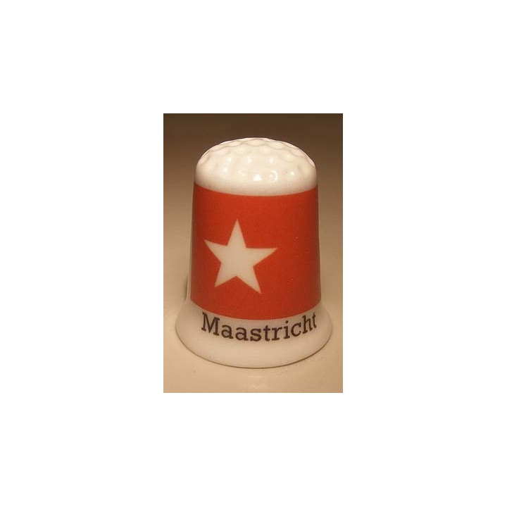 Maastricht Nederlandse gemeentevlag op een porselein vingerhoedje