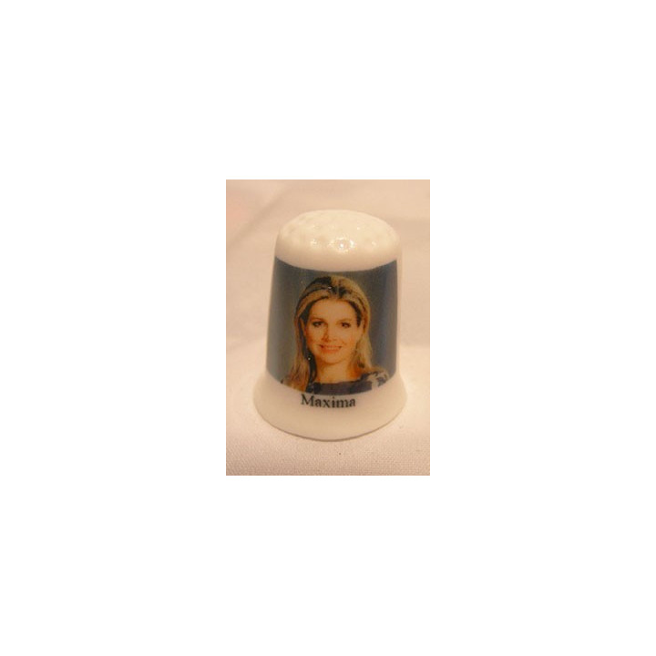 Maxima Zorreguieta Koningin prinses der Nederlanden op een vingerhoedje