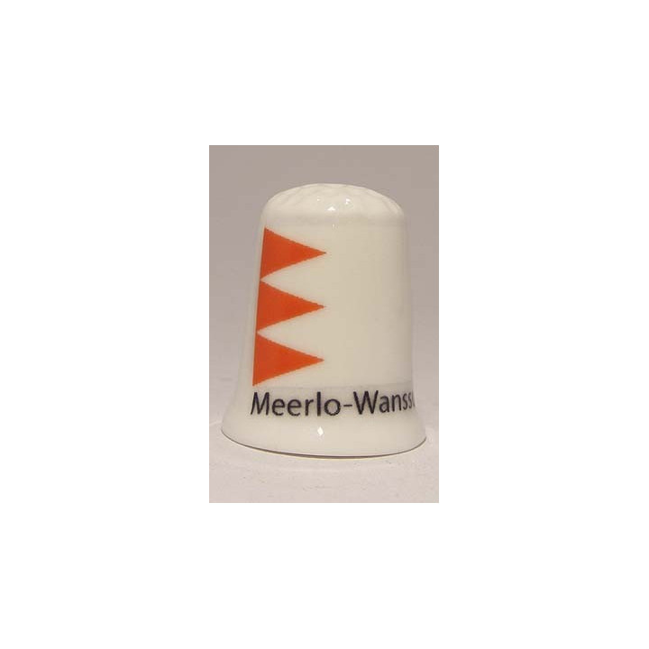 Meerlo-Wanssum Nederlandse gemeentevlag op een porselein vingerhoedje