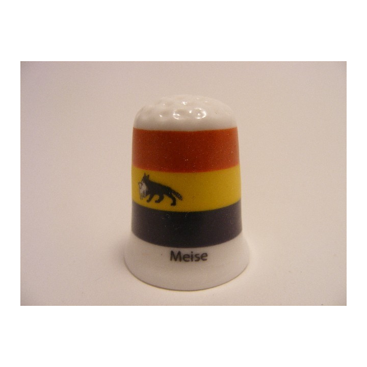 Meise vlag Belgie op een porselein vingerhoedje