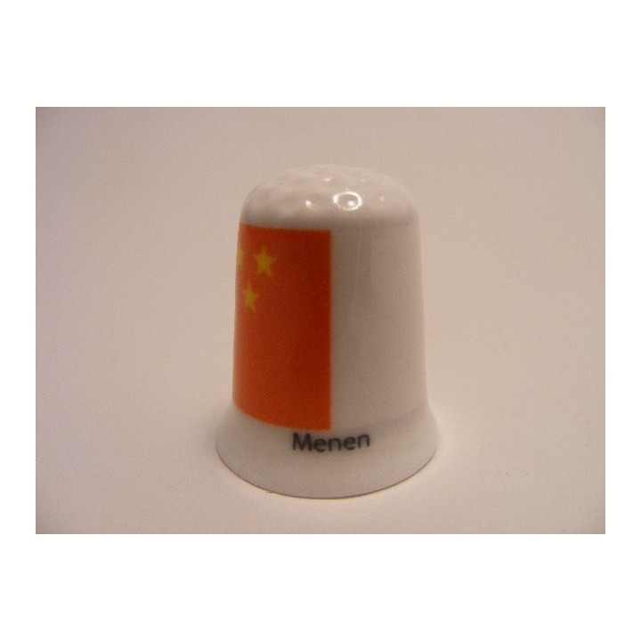 Menen vlag Belgie op een porselein vingerhoedje